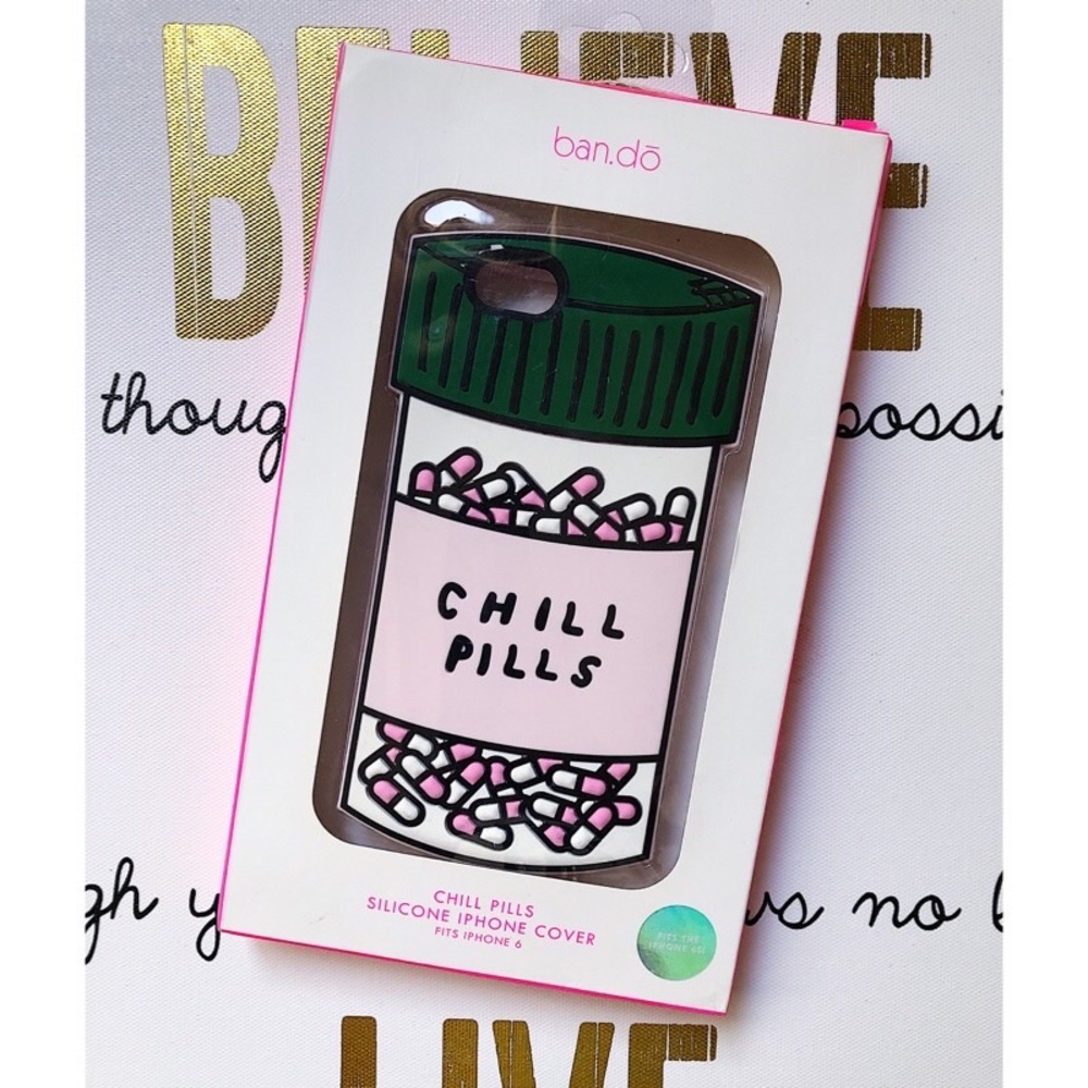BAN.DO Chill Pills Silicone iPhone